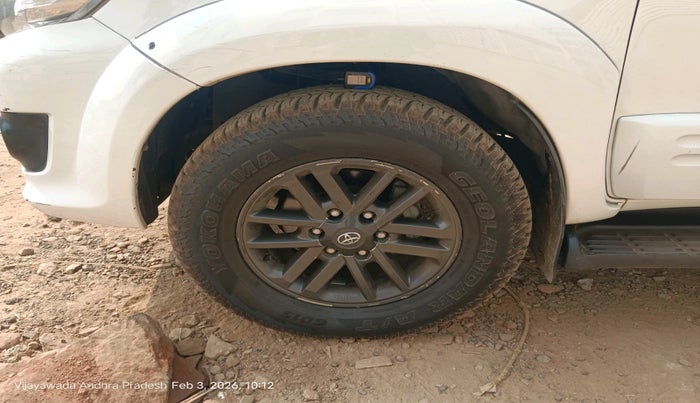 2012 Toyota Fortuner 3.0 4X2 MT, Diesel, Manual, 2,52,036 km, tyre