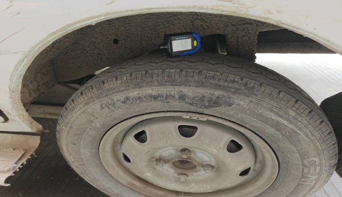 2012 Maruti Eeco 7 STR, Petrol, Manual, 1,10,720 km, tyre