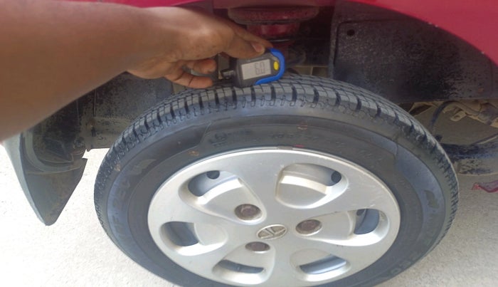 2016 Tata Nano TWIST XTA, Petrol, Automatic, 26,585 km, tyre