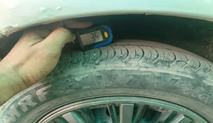 2015 Maruti Celerio VXI CNG, Petrol, Manual, 1,51,813 km, tyre