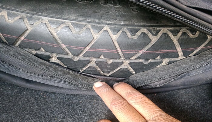 2011 BMW 5 Series 523I, Petrol, Automatic, 75,921 km, tyre