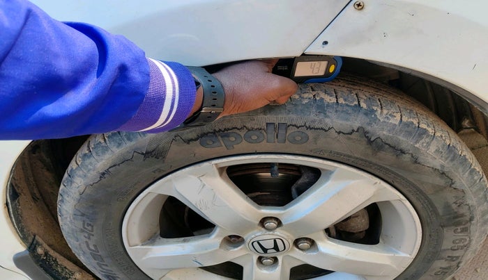 2011 Honda City 1.5L I-VTEC V AT, Petrol, Automatic, 1,56,215 km, tyre