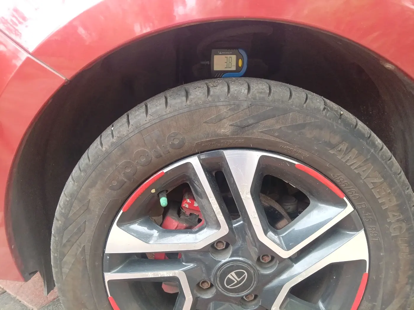 2019 Tata Tiago XZ PLUS PETROL, Petrol, Manual, 47,164 km, tyre