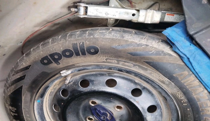 2020 Maruti Dzire VXI, Petrol, Manual, 1,19,751 km, tyre