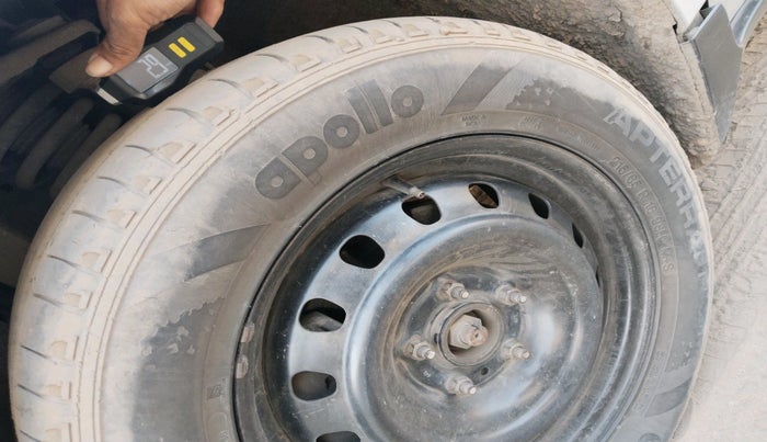 2019 Mahindra MARAZZO M4 8 STR, Diesel, Manual, 1,10,609 km, tyre