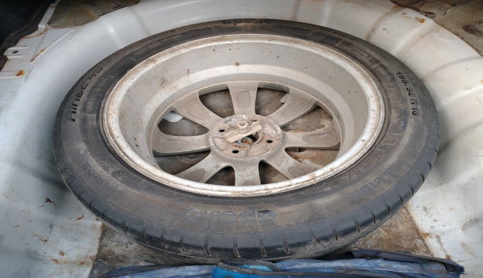 2013 Hyundai Verna FLUIDIC 1.6 CRDI SX OPT AT, Diesel, Automatic, 1,56,646 km, tyre