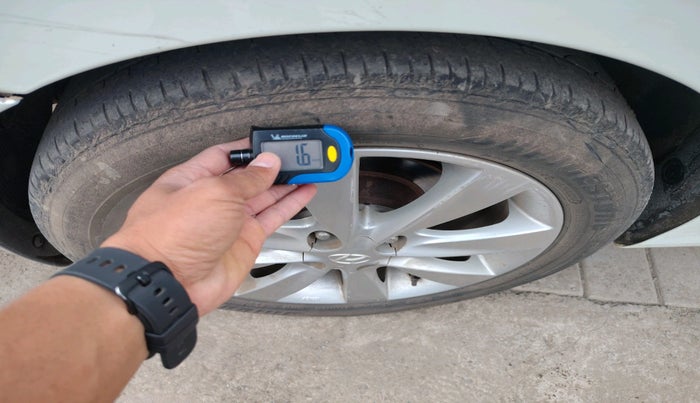 2013 Hyundai Verna FLUIDIC 1.6 CRDI SX OPT AT, Diesel, Automatic, 1,56,646 km, tyre