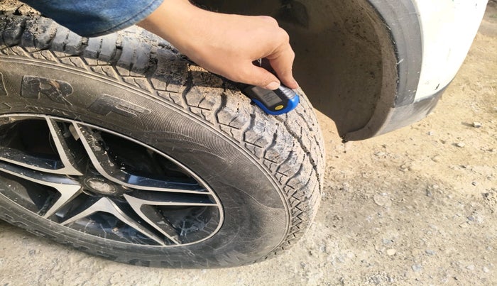 2022 Tata Harrier XE 2.0L KRYOTEC, Diesel, Manual, 1,18,411 km, tyre