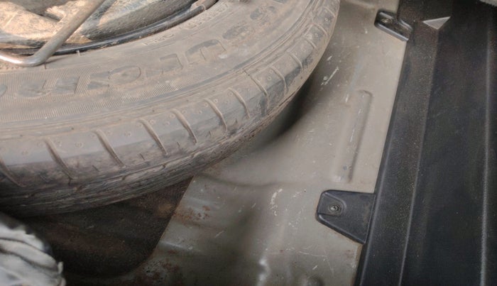 2019 KIA SELTOS HTX 1.5 DIESEL, Diesel, Manual, 1,07,925 km, tyre