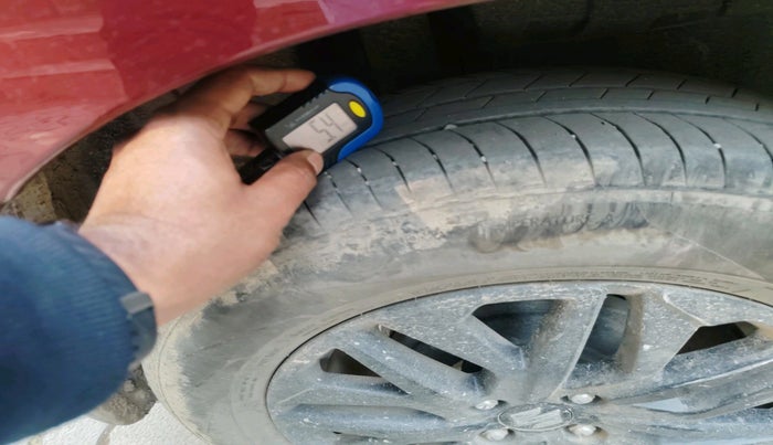 2025 Maruti Dzire ZXi CNG, Petrol, Manual, 19,489 km, tyre