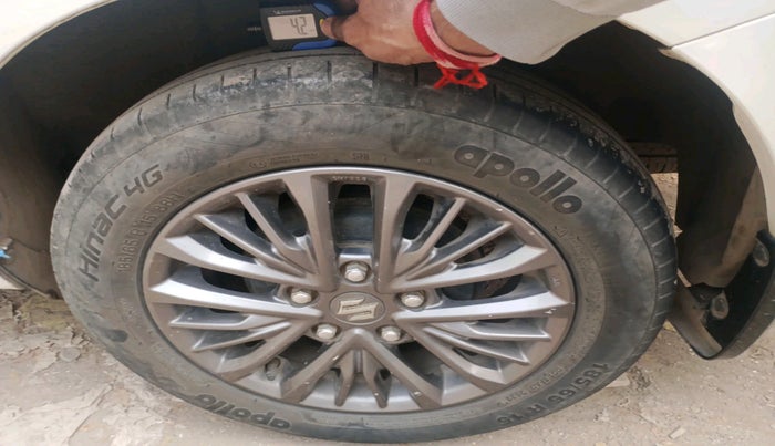 2019 Maruti Ertiga ZXI+ SHVS, Petrol, Manual, 66,764 km, tyre