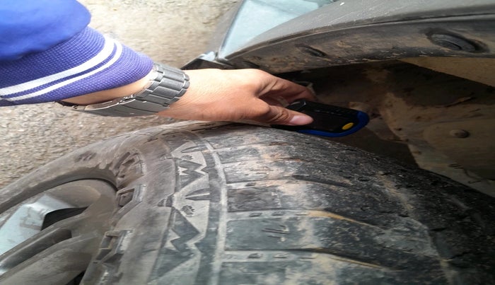 2023 Mahindra Thar LX HARD TOP 4WD MT, Diesel, Manual, 39,884 km, tyre