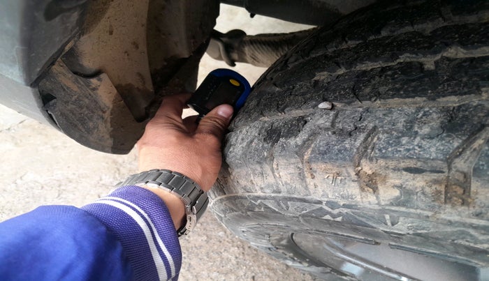 2023 Mahindra Thar LX HARD TOP 4WD MT, Diesel, Manual, 39,884 km, tyre