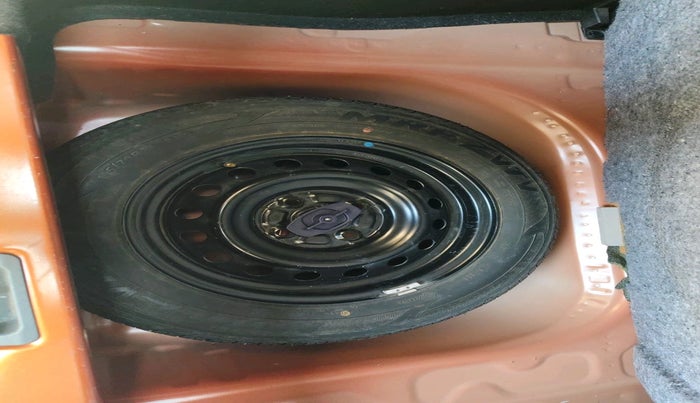 2020 Maruti New Wagon-R VXI (O) 1.2, Petrol, Manual, 34,730 km, tyre