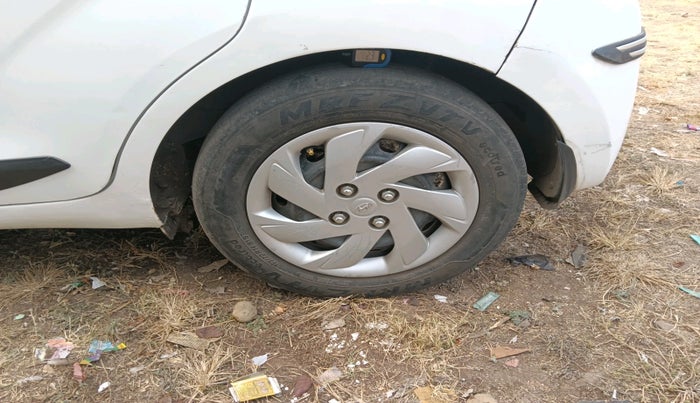 2018 Hyundai NEW SANTRO SPORTZ MT, Petrol, Manual, 1,00,919 km, tyre