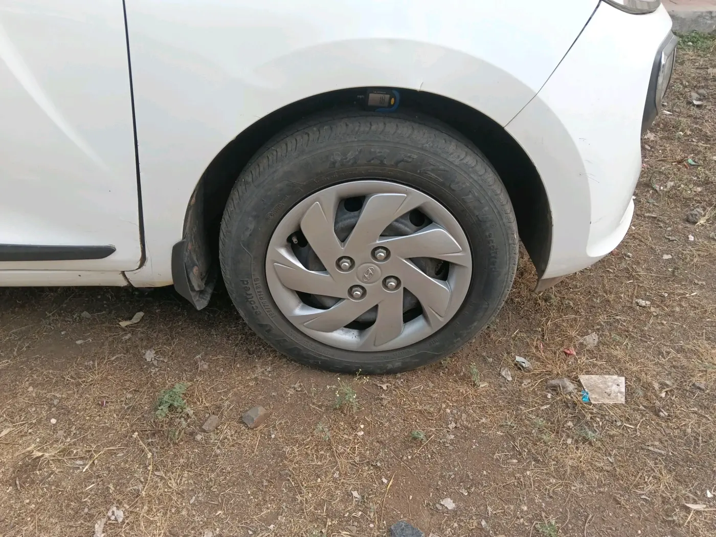 2018 Hyundai NEW SANTRO SPORTZ MT, CNG, Manual, 1,00,919 km, tyre