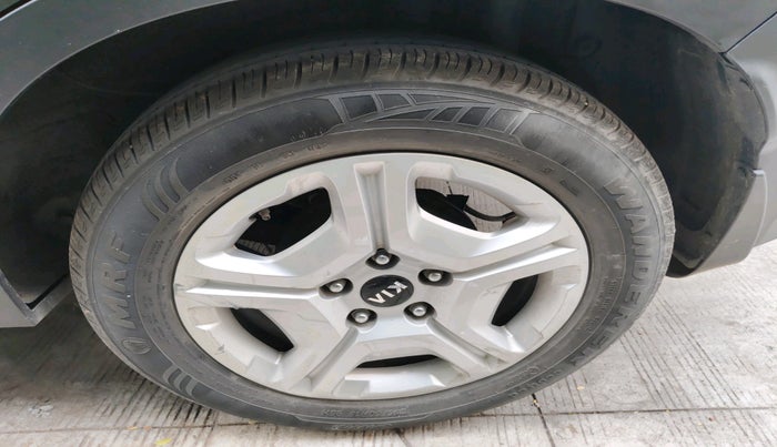 2021 KIA SONET HTK 1.2, Petrol, Manual, 45,859 km, tyre