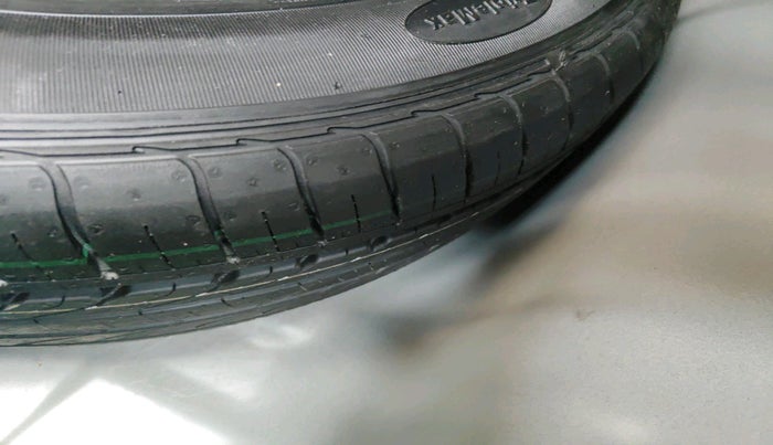 2021 KIA SONET HTK 1.2, Petrol, Manual, 45,859 km, tyre