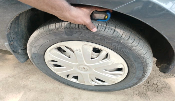 2017 Tata Zest XE 75PS DIESEL, Diesel, Manual, 1,08,793 km, tyre