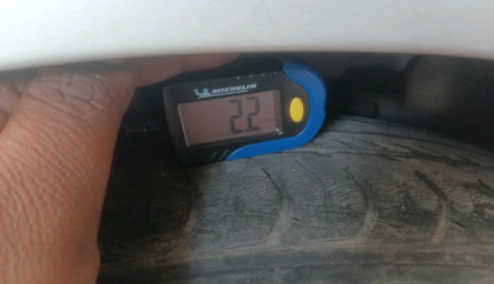 2016 Maruti Celerio VXI AMT, Petrol, Automatic, 35,401 km, tyre