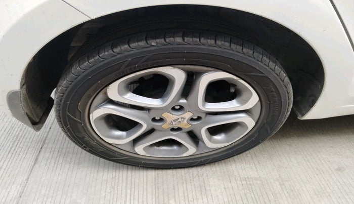 2018 Hyundai Elite i20 ASTA 1.2 (O), Petrol, Manual, 1,35,213 km, tyre