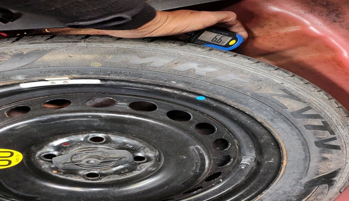 2017 Maruti Baleno ALPHA PETROL 1.2, Petrol, Manual, 77,069 km, tyre