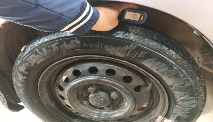 2011 Maruti Wagon R 1.0 VXI, Petrol, Manual, 1,22,944 km, tyre