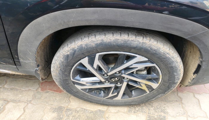 2024 Hyundai Creta SX (O) 1.5 TURBO DCT, Petrol, Automatic, 42,336 km, tyre