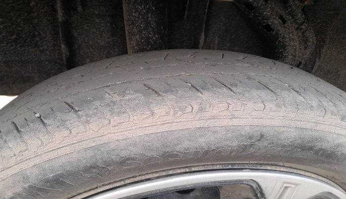 2022 Renault Kiger RXE MT, Petrol, Manual, 73,851 km, tyre