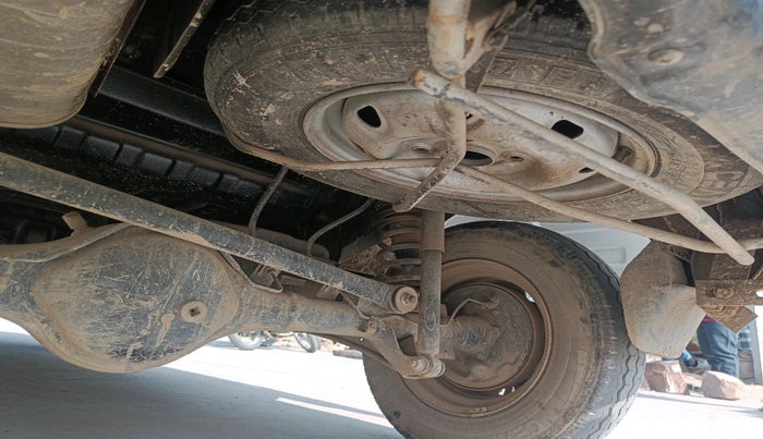 2020 Maruti Eeco 5 STR WITH A/C+HTR, Petrol, Manual, 33,117 km, tyre