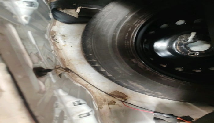 2020 Renault Kwid CLIMBER 1.0 (O), Petrol, Manual, 95,837 km, tyre