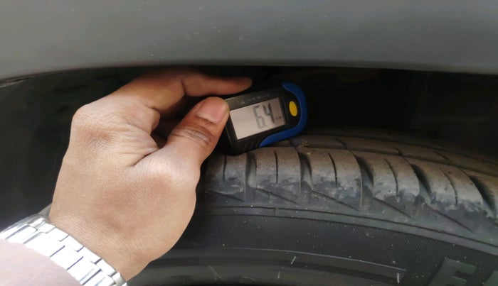 2020 Renault Kwid CLIMBER 1.0 (O), Petrol, Manual, 95,837 km, tyre