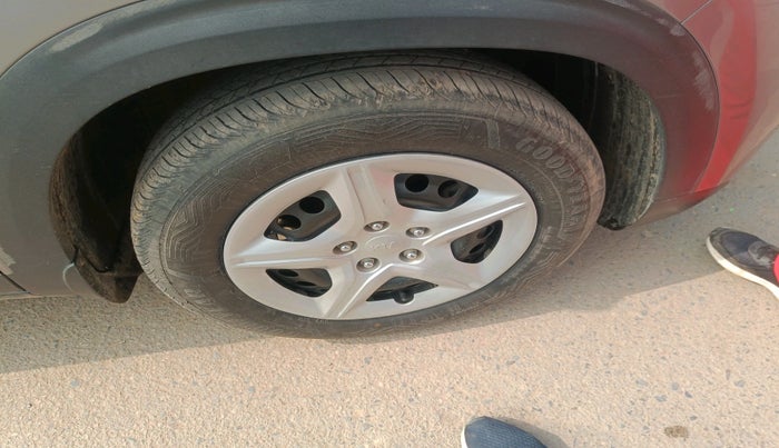 2020 KIA SELTOS HTE 1.5 DIESEL, Diesel, Manual, 59,586 km, tyre