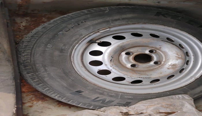 2015 Chevrolet Sail 1.3 BASE, Diesel, Manual, 1,21,575 km, tyre