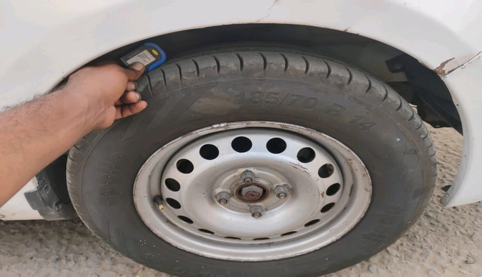 2015 Chevrolet Sail 1.3 BASE, Diesel, Manual, 1,21,575 km, tyre