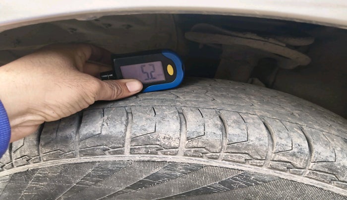 2016 Toyota Corolla Altis G CVT PETROL, Petrol, Automatic, 1,12,012 km, tyre