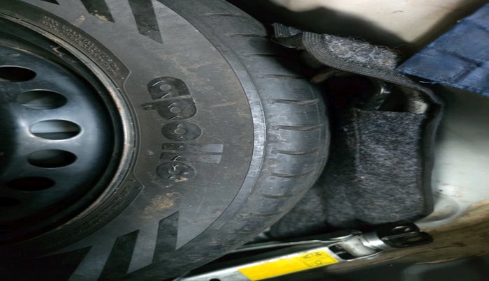 2014 Hyundai Grand i10 SPORTZ 1.2 KAPPA VTVT, Petrol, Manual, 80,181 km, tyre