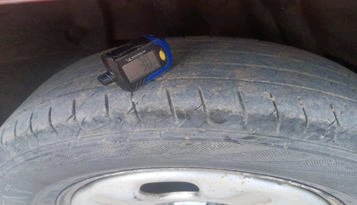 2015 Renault Duster 110 PS RXL DIESEL, Diesel, Manual, 1,64,460 km, tyre