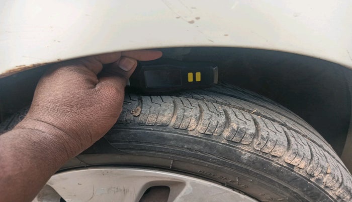 2016 Maruti Celerio VXI (O), Petrol, Manual, 66,610 km, tyre