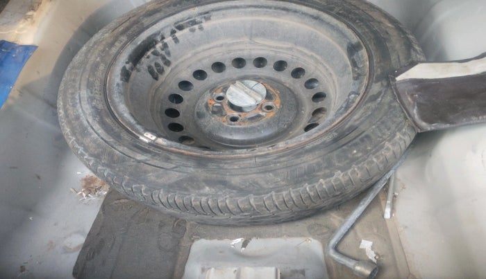 2017 Honda City 1.5L I-VTEC V MT, Petrol, Manual, 76,688 km, tyre