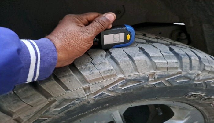 2021 Mahindra Thar LX PETROL HT 4WD AT, Petrol, Automatic, 60,727 km, tyre