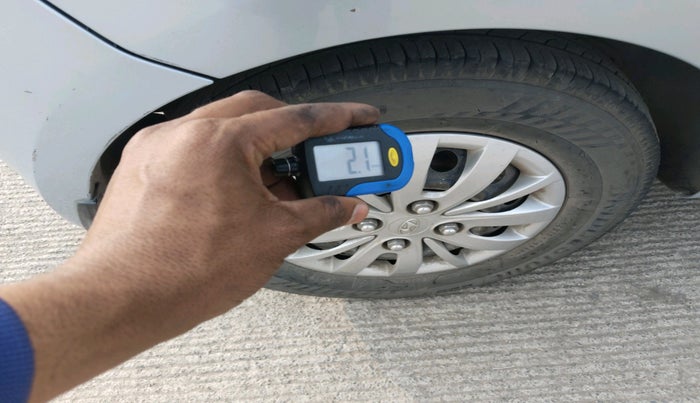 2013 Hyundai i10 MAGNA 1.1, Petrol, Manual, 76,253 km, tyre