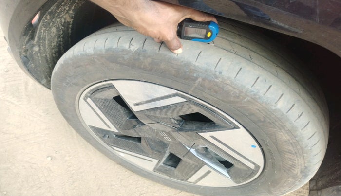 2025 Mahindra BE 6e Pack Three, Electric, Automatic, 23,035 km, tyre