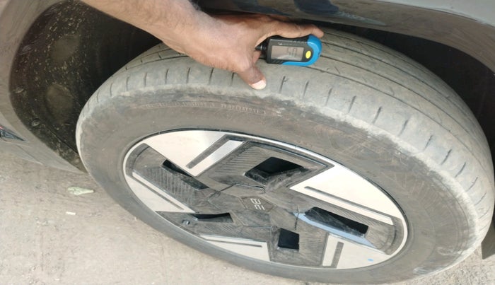 2025 Mahindra BE 6e Pack Three, Electric, Automatic, 23,035 km, tyre