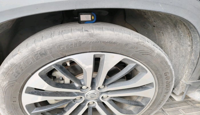 2021 MG HECTOR SHARP 2.0 DIESEL, Diesel, Manual, 43,914 km, tyre