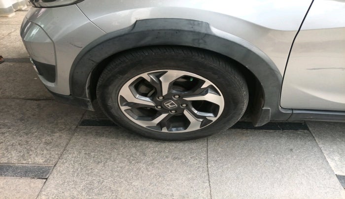 2016 Honda BR-V 1.5L I-VTEC V CVT, Petrol, Automatic, 1,39,506 km, tyre