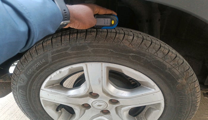 2019 Renault TRIBER RXZ, Petrol, Manual, 74,776 km, tyre