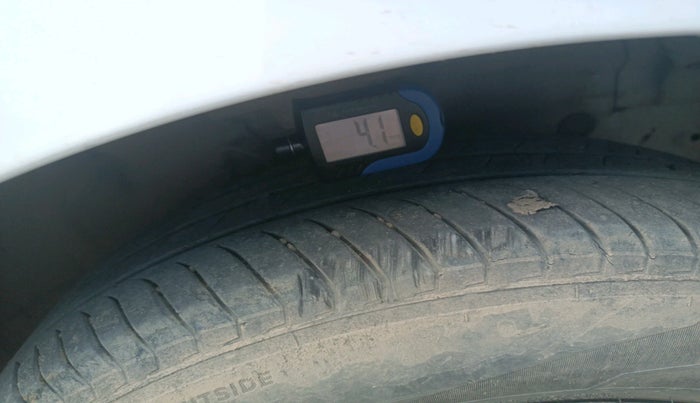 2018 Hyundai Elite i20 MAGNA EXECUTIVE 1.2, Petrol, Manual, 1,19,018 km, tyre