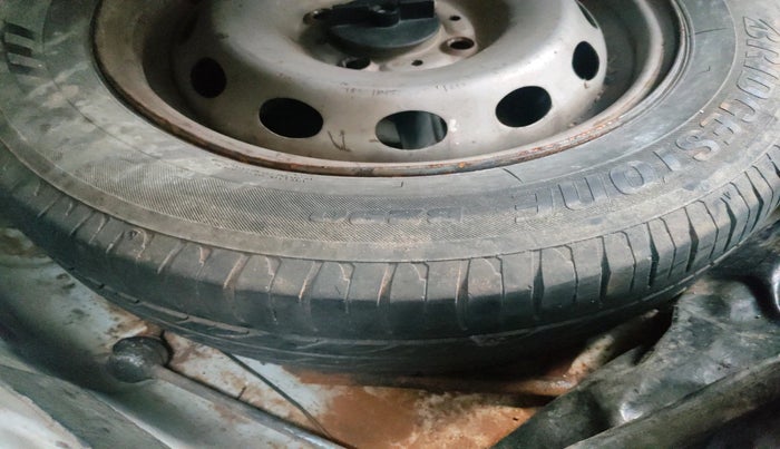 2018 Tata Zest XE 75PS DIESEL, Diesel, Manual, 1,29,490 km, tyre