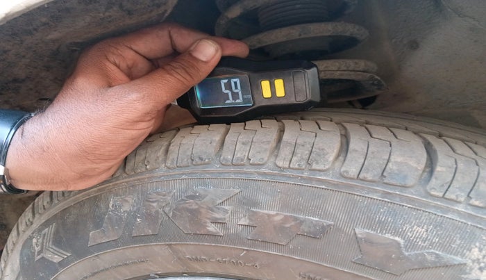 2013 Maruti Swift Dzire LDI, Diesel, Manual, 1,41,710 km, tyre